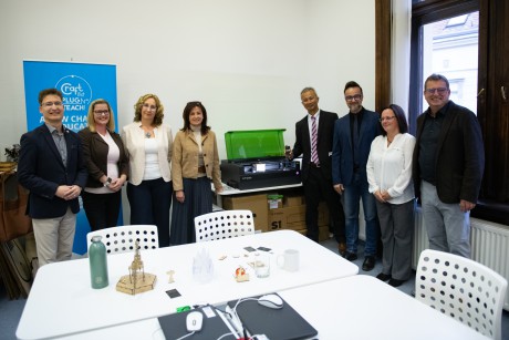 Négy iskola kapott korszerű lézervágókat, hogy fejleszthessék a diákok kreativitását